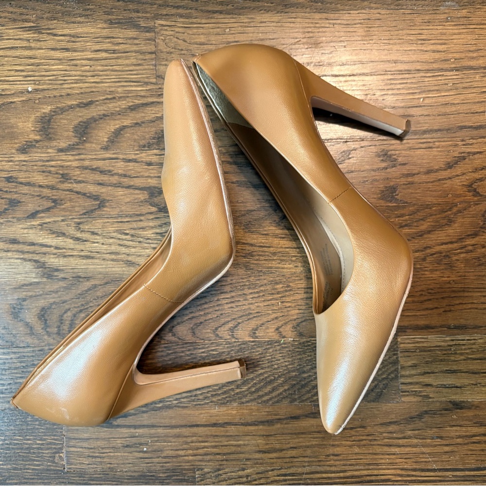 Calvin Klein Brady Pump nude Leather 4” Stiletto Heel Women’s 10